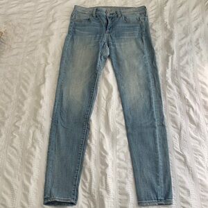 American Eagle size 8 jeans